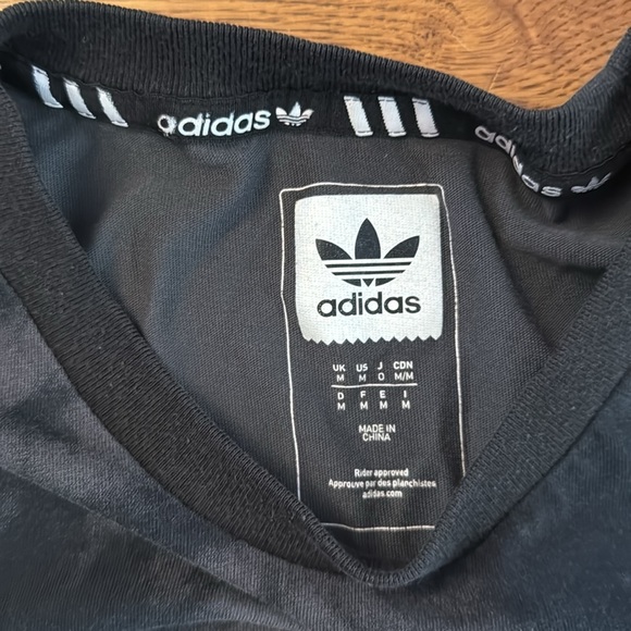 Adidas Originals Men's Skateboarding Blackbird Blocked Tee size medium - Picture 2 of 4